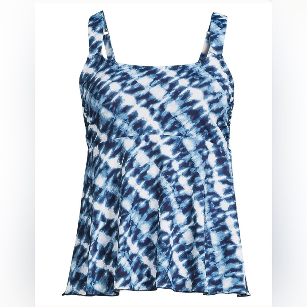 Lands’ End Flutter Scoop Neck Tankini Top. Size. Medium. Navy/White . EUC